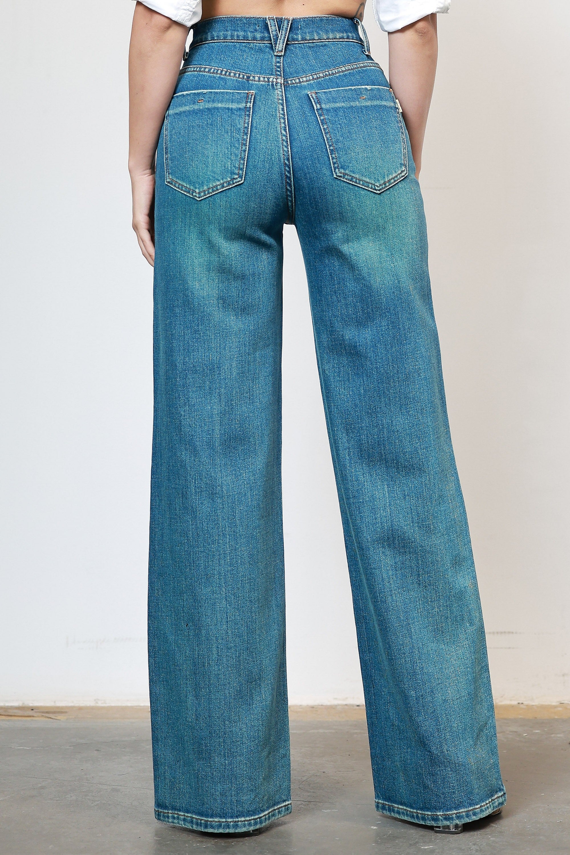 P6087] High-Rise Essential Wide Leg Jeans – Vibrant miu