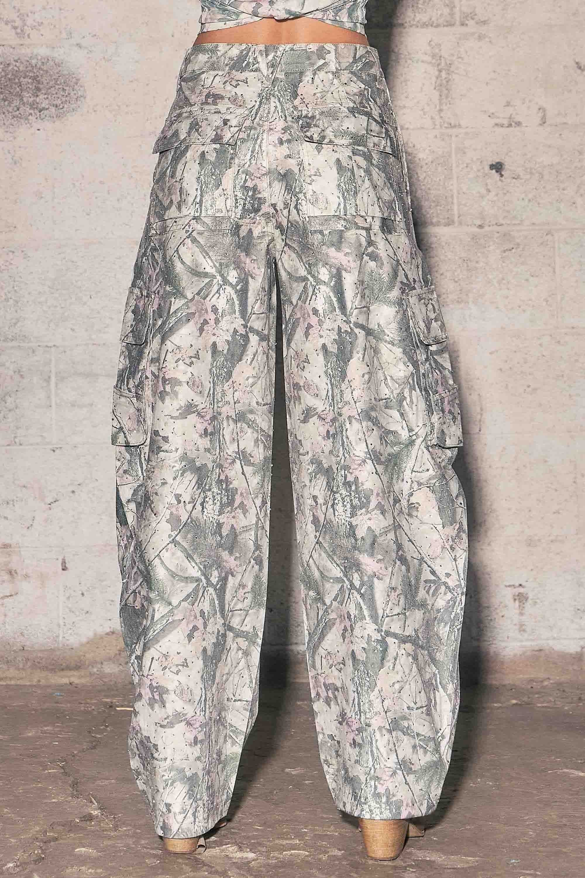 XPT506] Rhinestone Camo Print Baggy Barrel Jeans – Vibrant miu