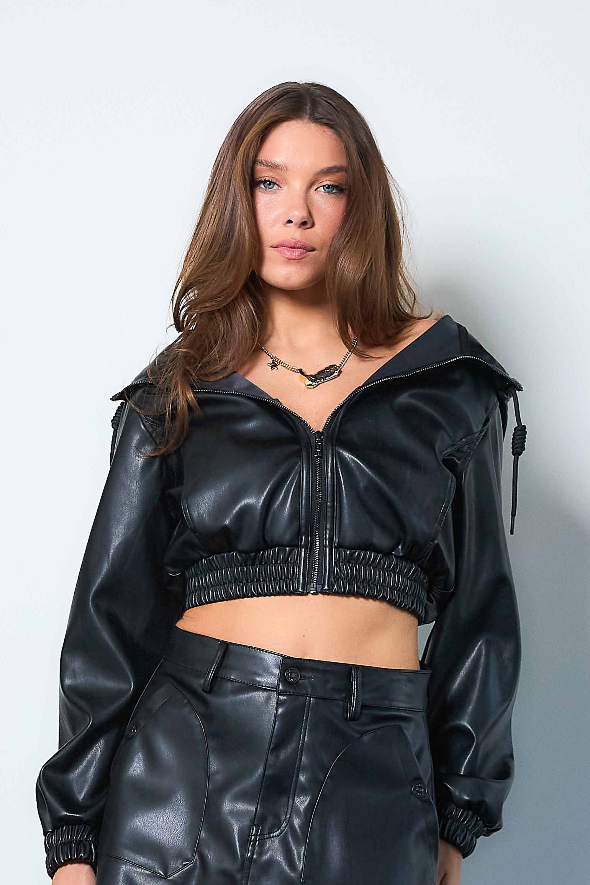 VEGAN LEATHER – Vibrant miu