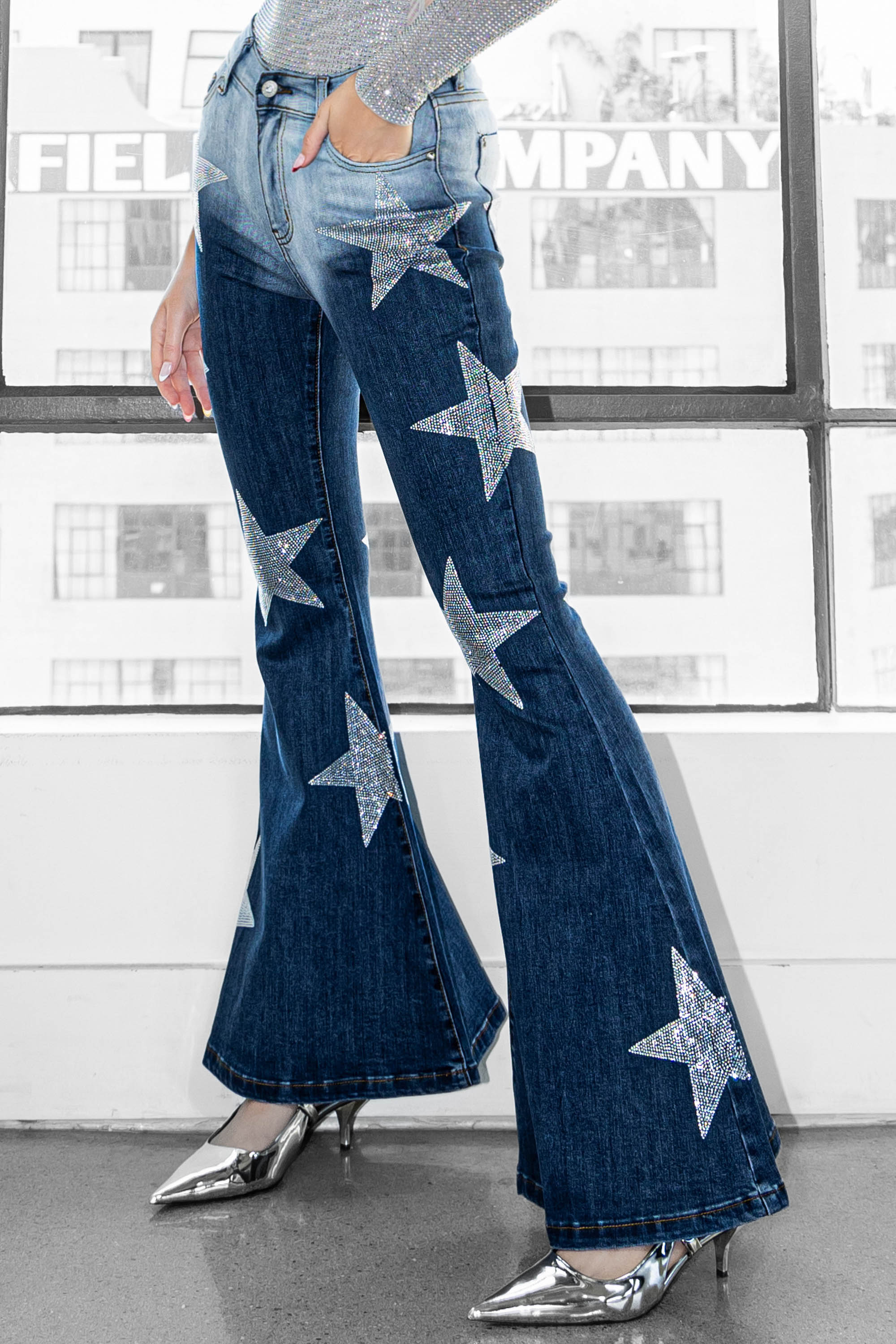XPT055] Deep Ocean Flare Jeans – Vibrant miu