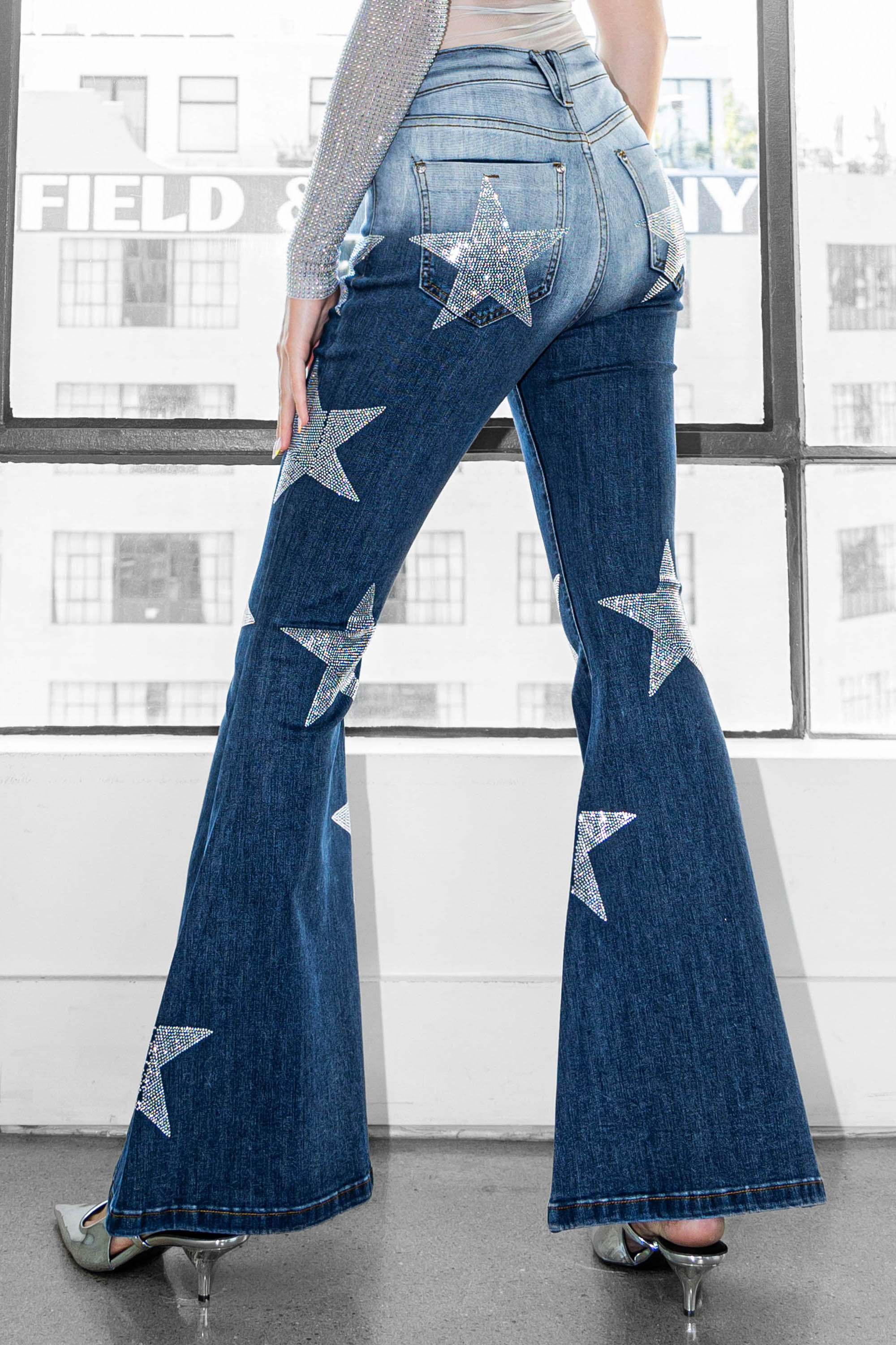 XPT055] Deep Ocean Flare Jeans – Vibrant miu