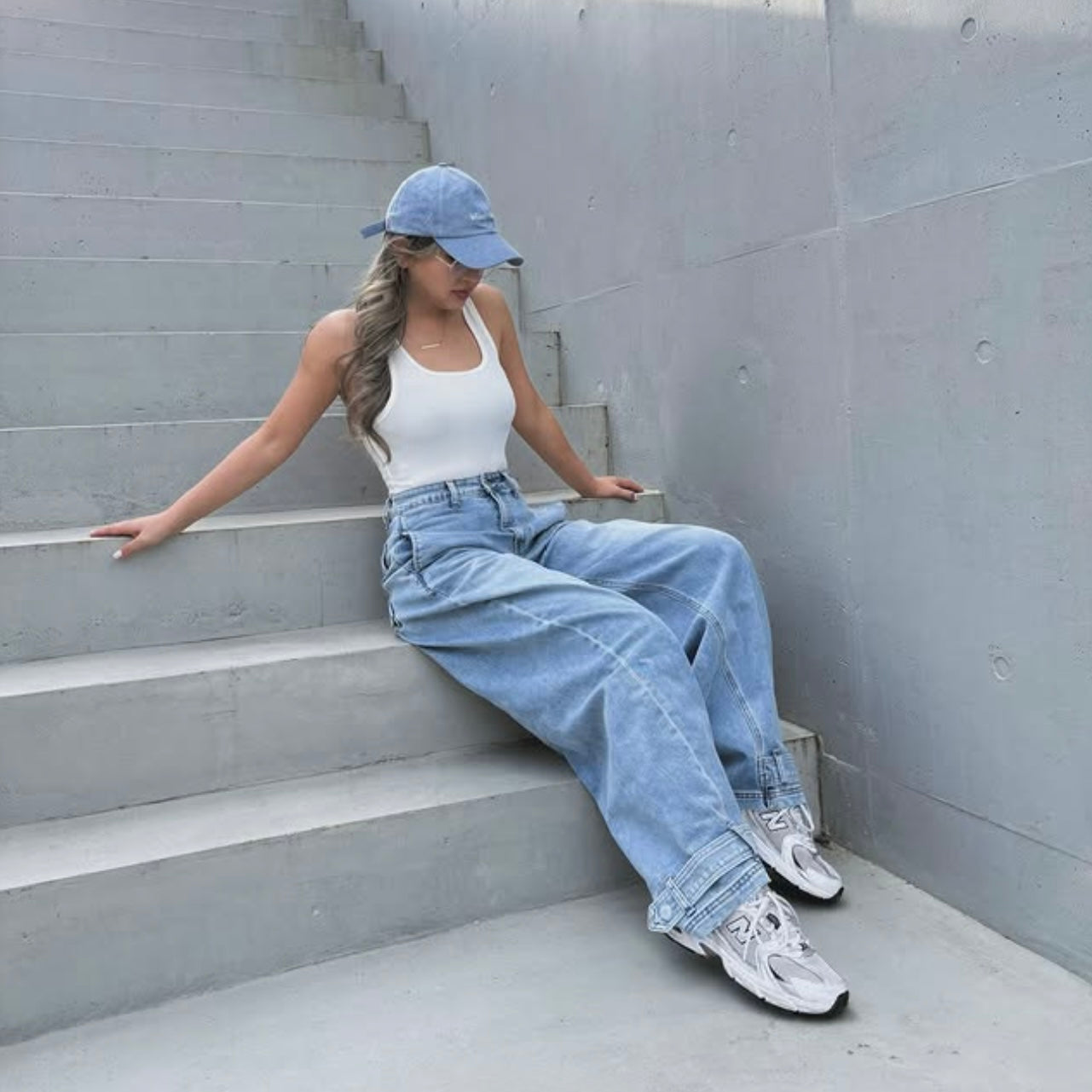 XPT471] Buckled Opening Barrel Baggy Jeans – Vibrant miu
