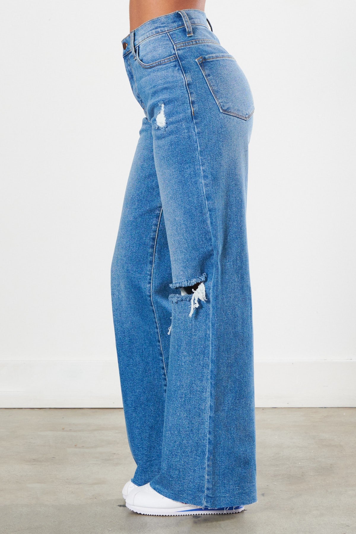 【BAON】[unisex] Keulan Belted Wide Denim Pants Cotton Denim Twisted Belted Pants – La Garçonne