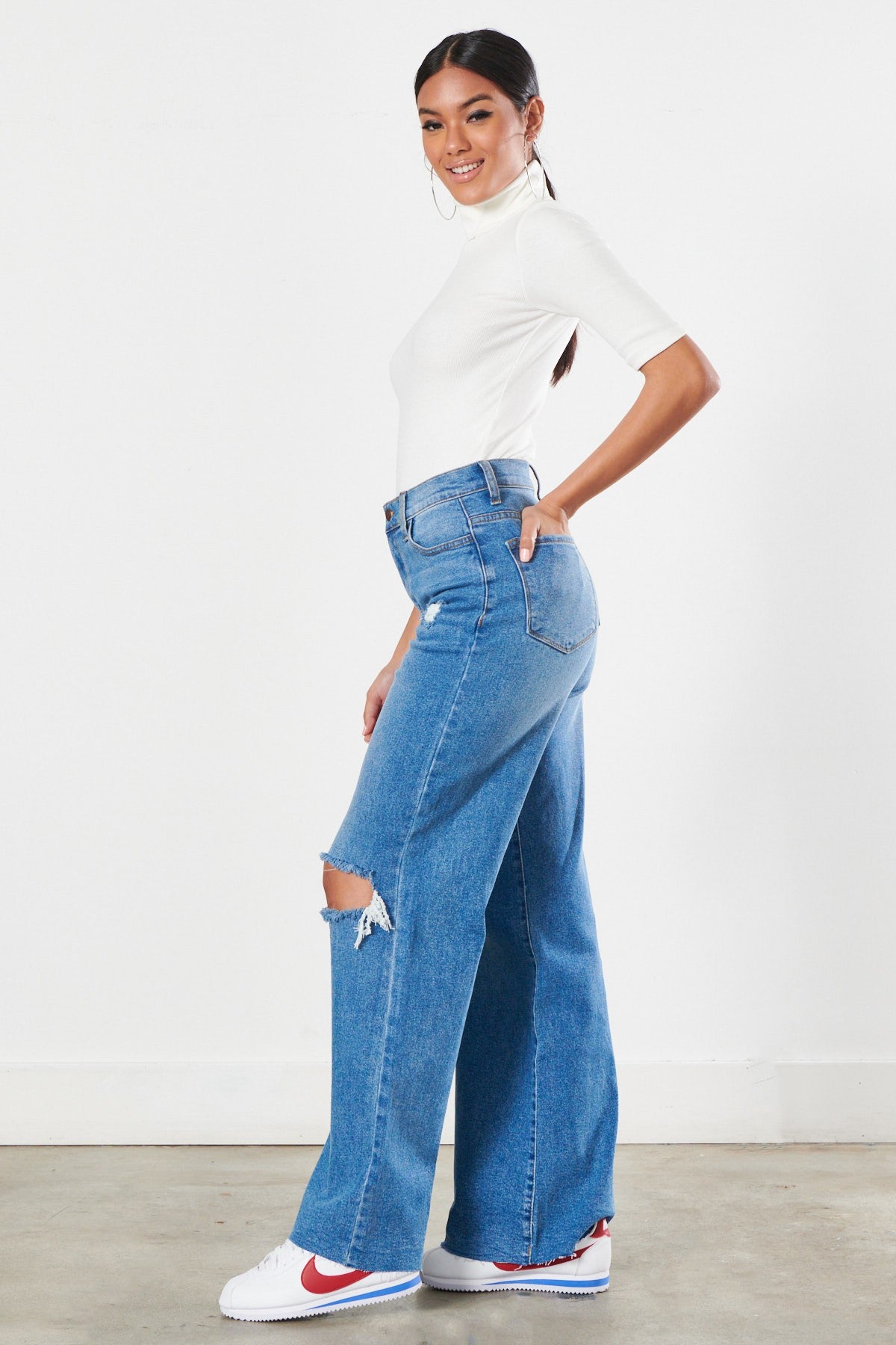 EP1922] 90s Baby Wide Jeans – Vibrant miu